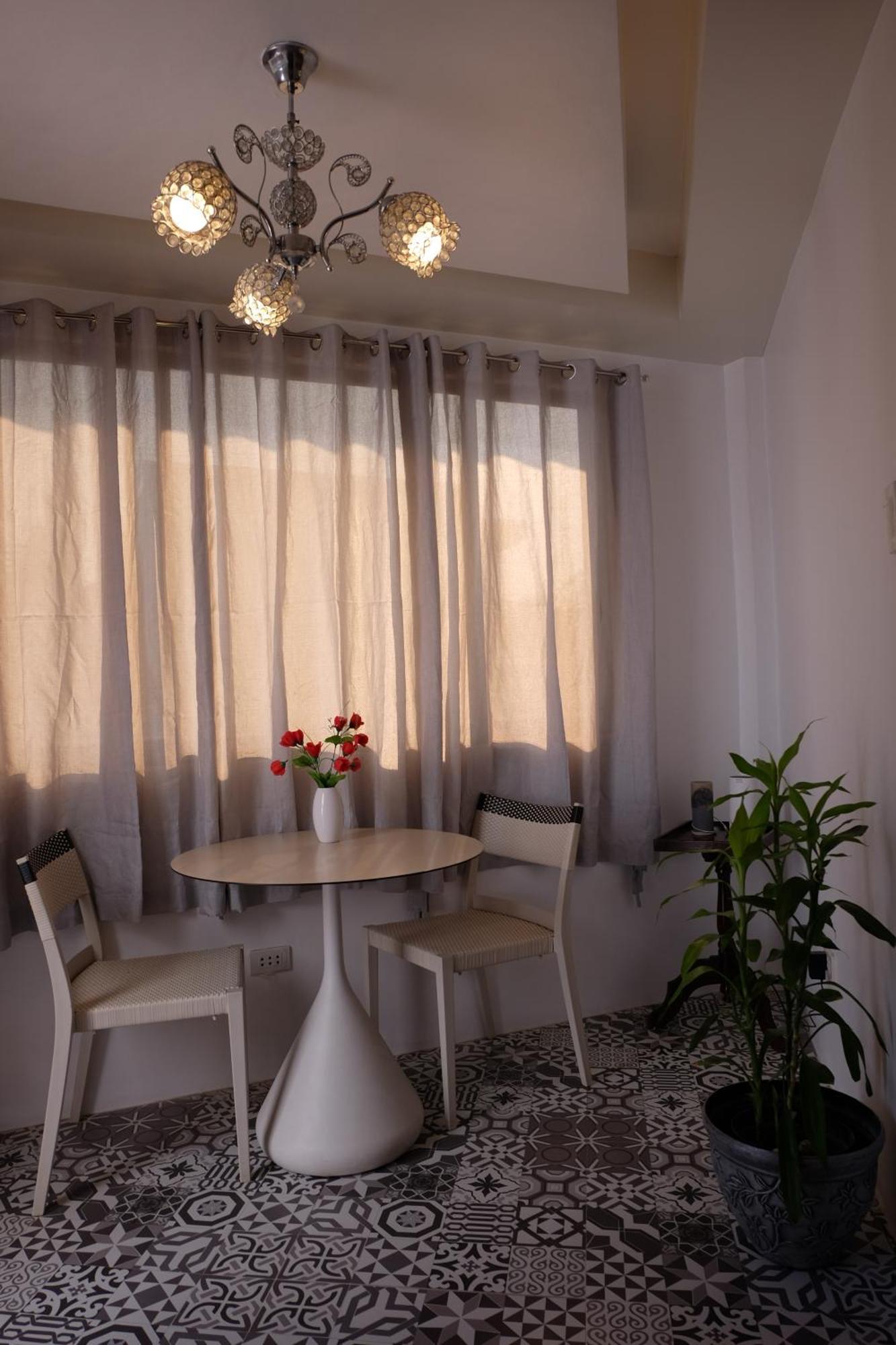 Casa Dee Leticia Bed & Breakfast Sibalom Exterior photo